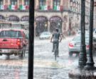 action-bicycle-bike-in-city-rain-traffic763398